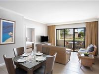 1 Bedroom Apartment Lounge-Mantra Geraldton